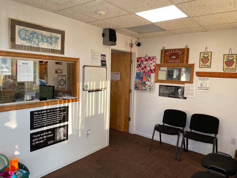 More Photos Of 100 E Broad St, Palmyra Storefront Retail Residential For Lease