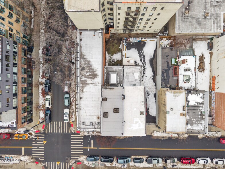 More Photos Of 321 Grand St, Brooklyn Storefront Retail Residential For Sale