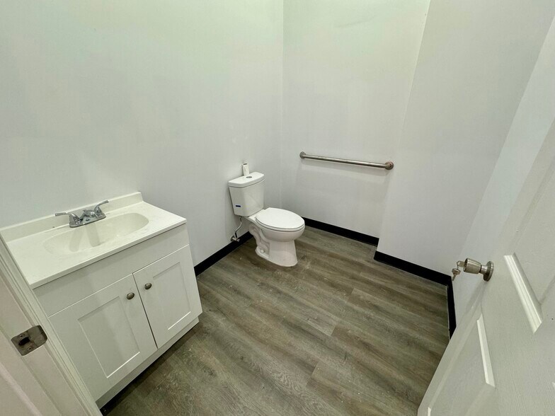 More Photos Of 660 Rogers Ave, Brooklyn Apartments For Lease