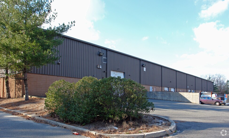 More Photos Of 5270 Oakwood Blvd, Mays Landing Warehouse For Lease