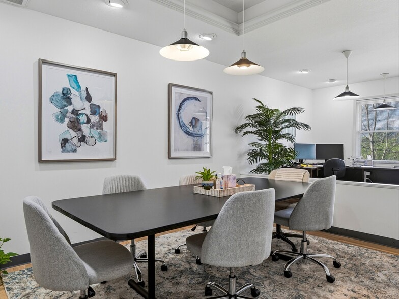 More Photos Of 2 Herman Avenue Ext, Asheville Office For Sale