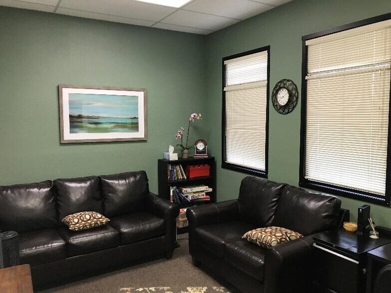 More Photos Of 4827 Laguna Park Dr, Elk Grove Office For Sale