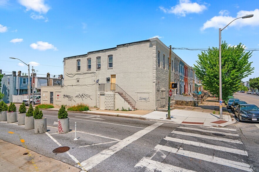More Photos Of 2800 Huntingdon Ave, Baltimore Storefront Retail Residential For Lease