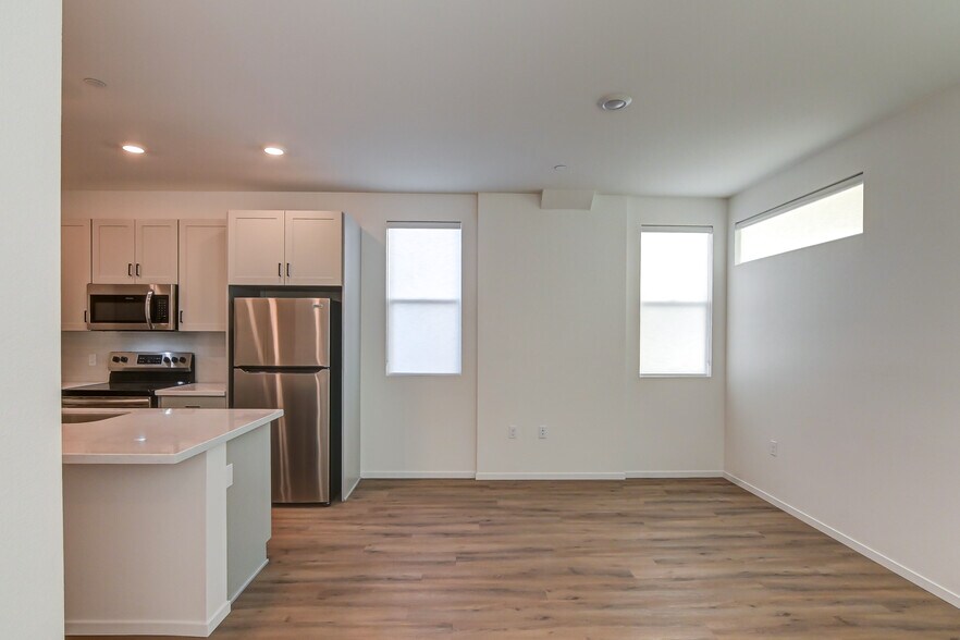 More Photos Of 2048 N Highland Ave, San Diego Multifamily For Sale