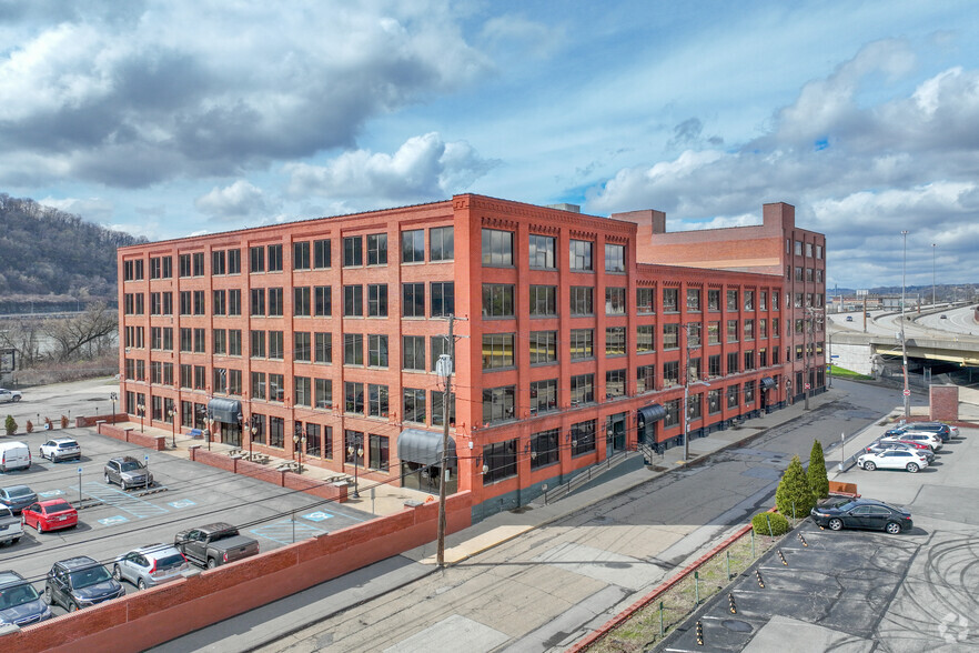 Primary Photo Of 1501 Reedsdale St, Pittsburgh Office For Lease