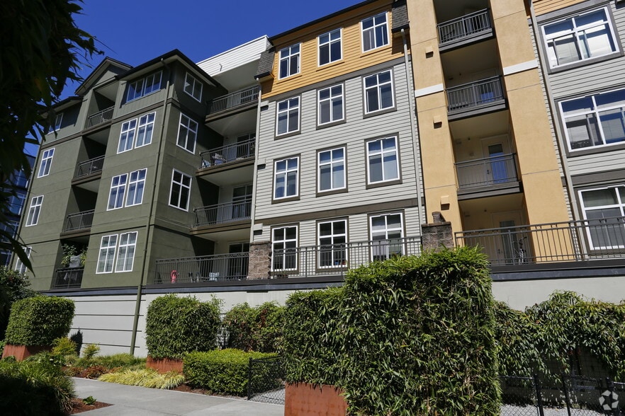 More Photos Of 11718 97th Ln NE, Kirkland Unknown For Sale