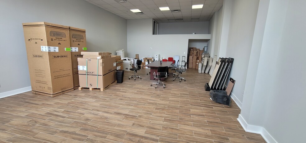 More Photos Of 614 N Front St, Philadelphia Apartments For Lease