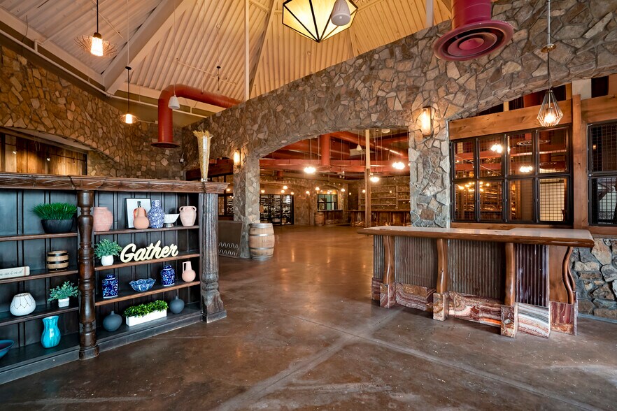 More Photos Of 5869 S Alkire St, Littleton Freestanding For Lease