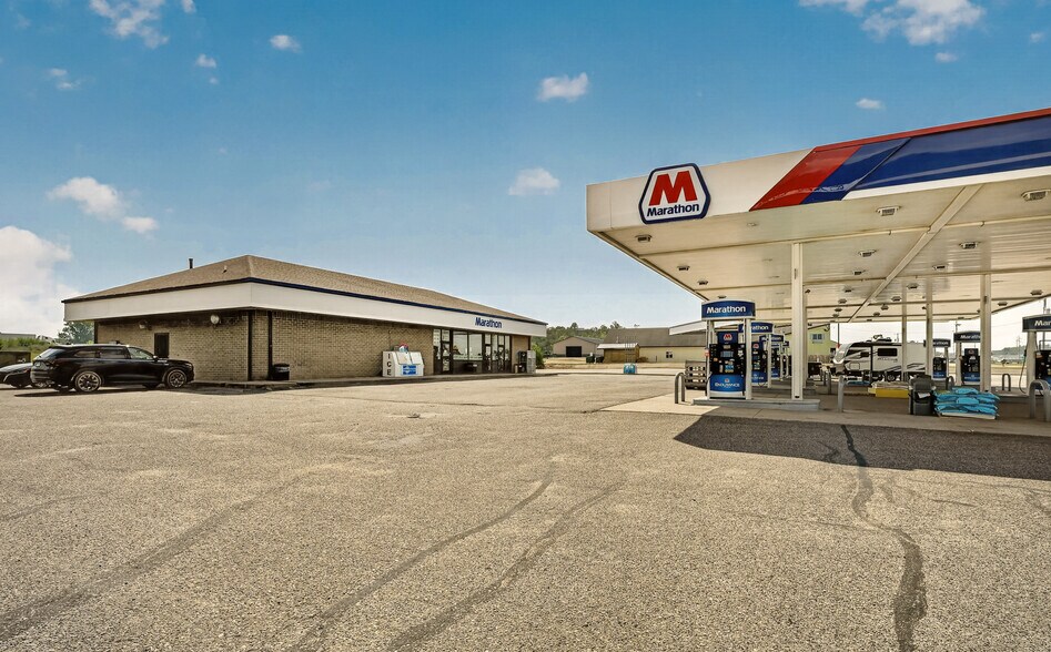 More Photos Of 1103 4th St S, Cannon Falls Truck Stop For Sale