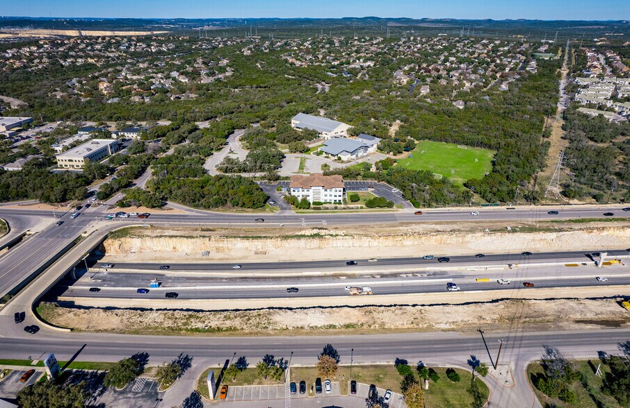 More Photos Of 2511 N Loop 1604, San Antonio Office Residential For Lease