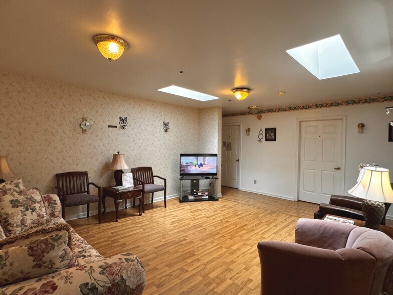 More Photos Of 218 Ridge St, Charlottesville Specialty For Sale