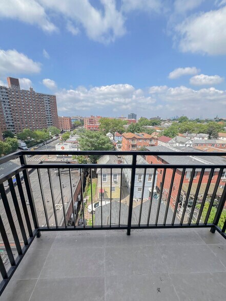 More Photos Of 5544 97th Pl, Corona Apartments For Sale