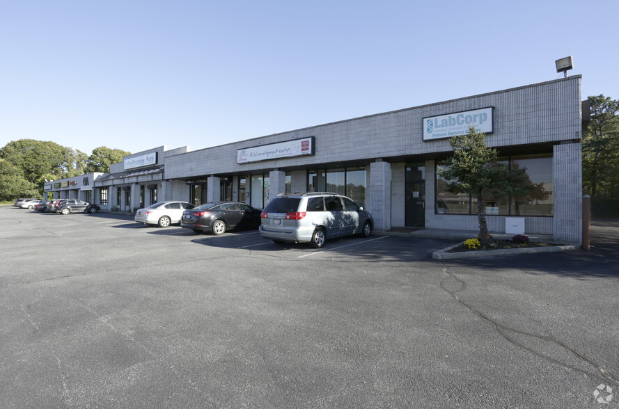 Primary Photo Of 4830-4848 Sunrise Hwy, Sayville Unknown For Lease