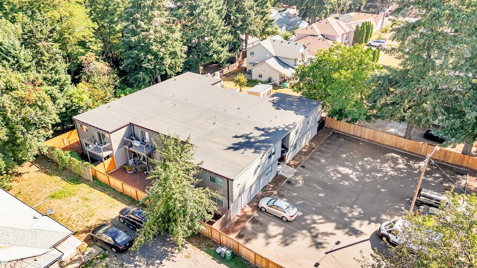 15827 NE Glisan St, Portland, OR 97230 Apartments For Sale