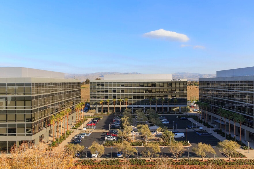 More Photos Of 5455 Great America Pky, Santa Clara Unknown For Lease