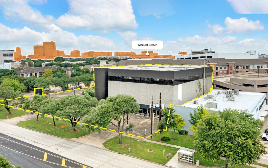 Primary Photo Of 7807 Main St, Houston General Retail For Sale