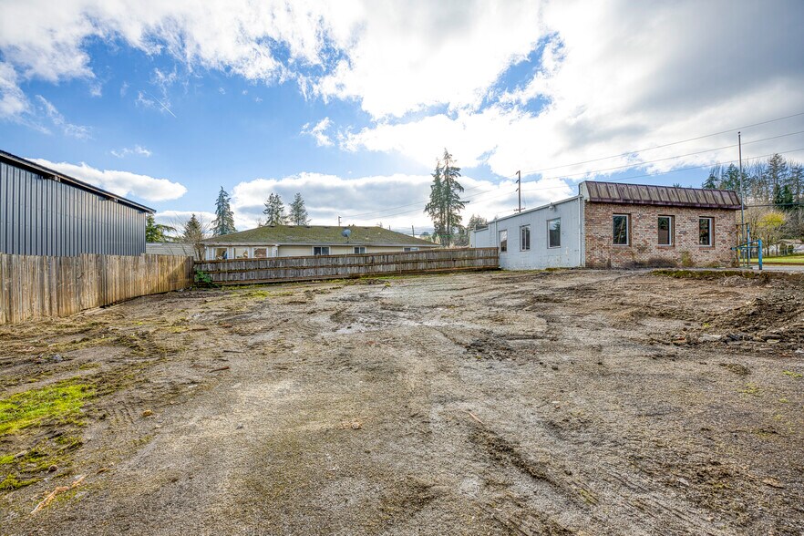 More Photos Of 452 SE Main St, Willamina Auto Repair For Sale