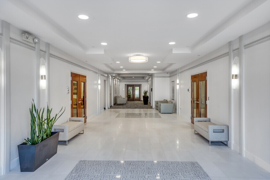 More Photos Of 695 Mansell Rd, Roswell Unknown For Lease