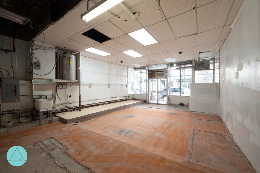 More Photos Of 101 Thompson St, New York Apartments For Lease