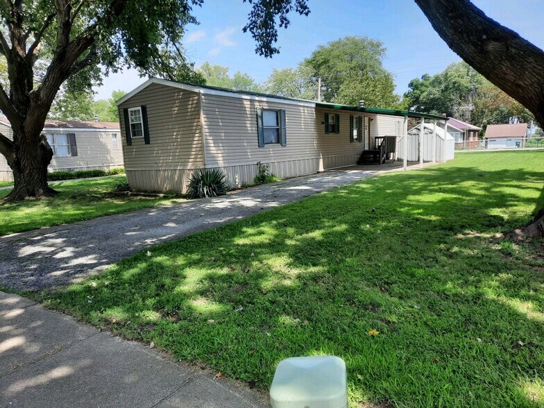 More Photos Of 321 N All Seasons Rd, Geff Manufactured Housing Mobile Home Park For Sale