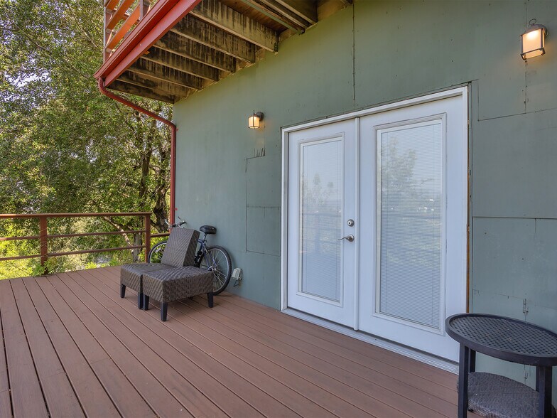 More Photos Of 1825 Altivo Way, Los Angeles Multifamily For Sale