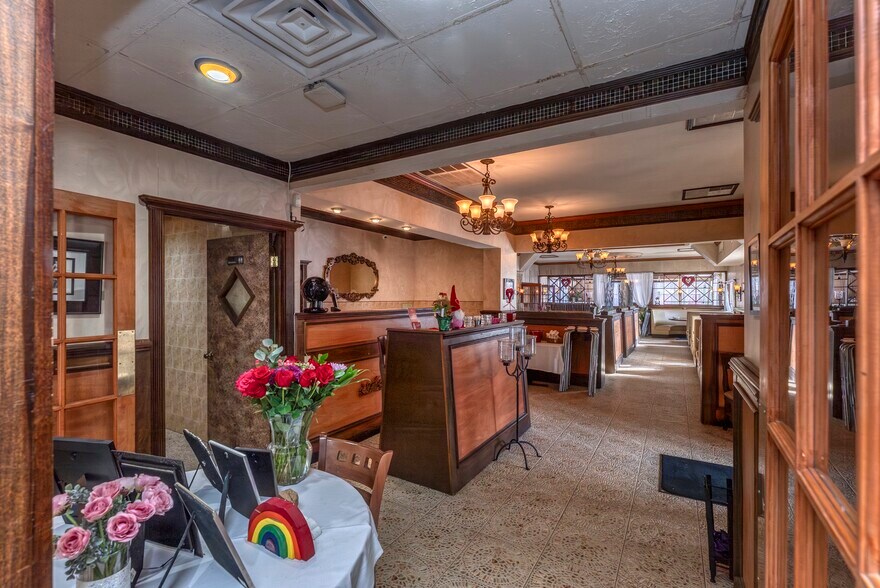 More Photos Of 812 Ulster Ave, Kingston Freestanding For Sale