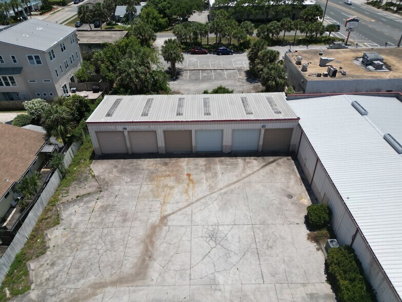 More Photos Of 815 S 3rd St, Jacksonville Beach Auto Repair For Lease