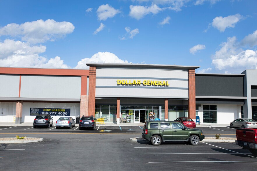 More Photos Of 2600 Middletown Commons, White Hall Storefront For Lease