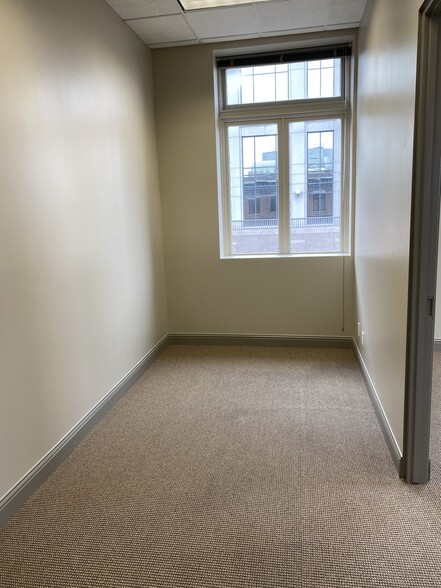 More Photos Of 1012 11th St, Modesto Office For Lease