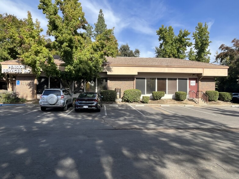 Primary Photo Of 9821 Fair Oaks Blvd, Fair Oaks Medical For Lease