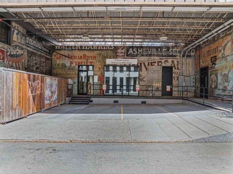 More Photos Of 19 Rankin Ave, Asheville Loft Creative Space For Sale