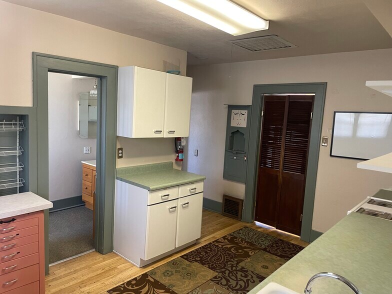 More Photos Of 15 S 8th Ave, Brighton Office For Sale