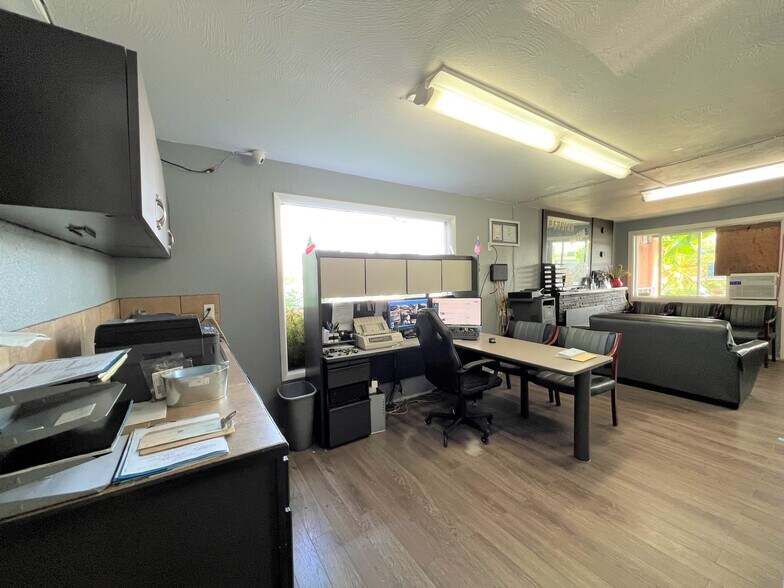 More Photos Of 2784-2800 Baseline St, Cornelius Auto Dealership For Sale