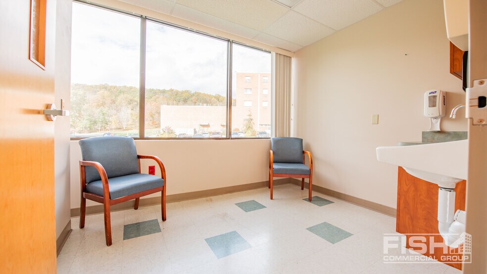More Photos Of 24 Cree Dr, Lock Haven Hospital For Lease