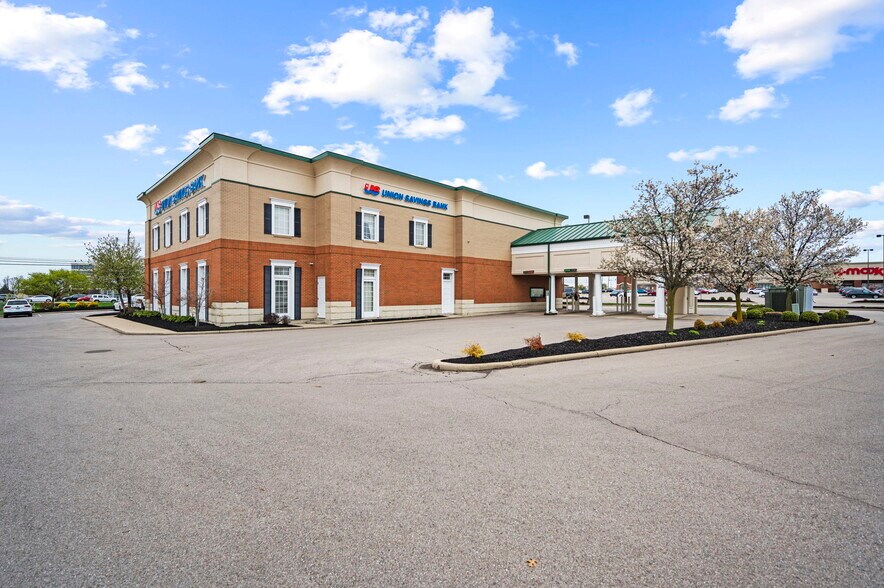 More Photos Of 7615-7617 Voice Of America Centre Dr, West Chester Office For Lease