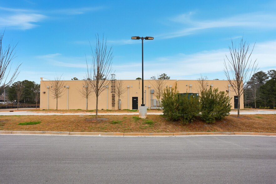 More Photos Of 7101 Covington Hwy, Stonecrest Convenience Store For Lease