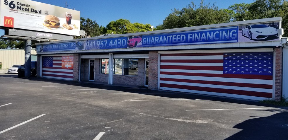 More Photos Of 1860 N Washington Blvd, Sarasota Auto Dealership For Sale