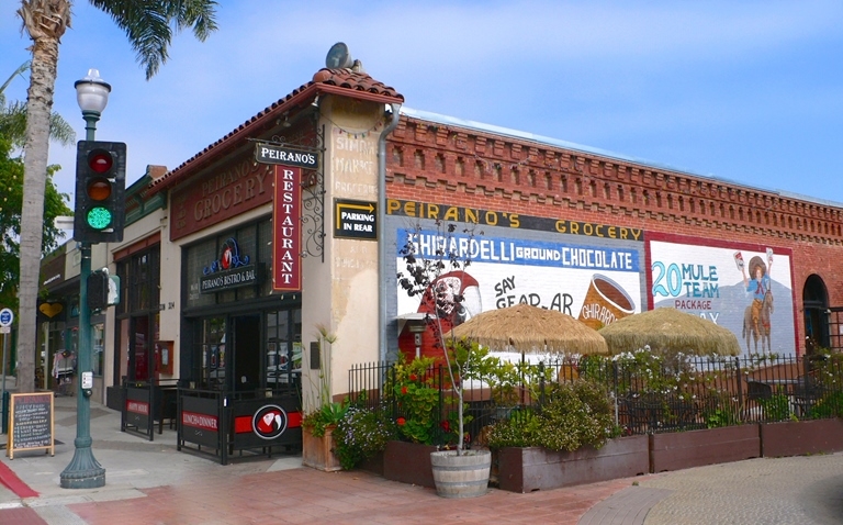 Primary Photo Of 204-208 E Main St, Ventura Restaurant For Lease