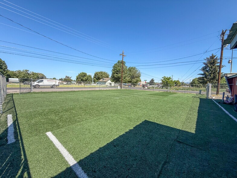 More Photos Of 1730 SE Melrose Dr, Prineville Industrial For Sale
