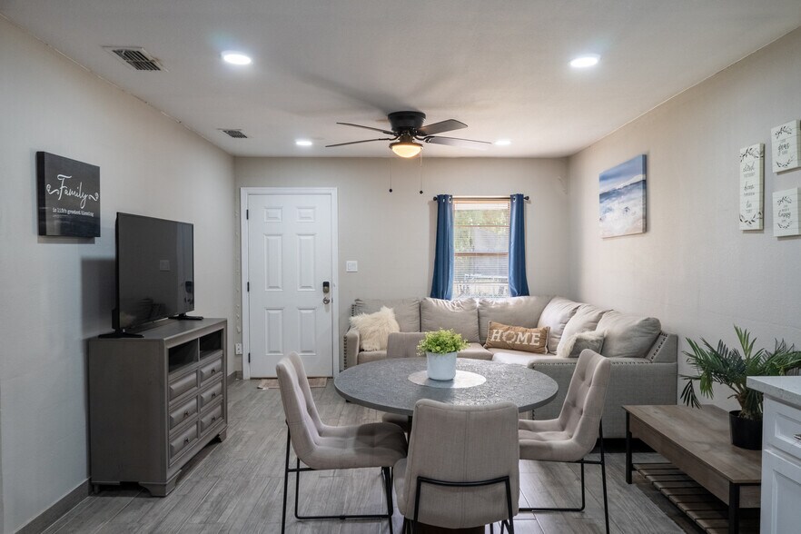 More Photos Of 2513 Beaumont Ave, McAllen Apartments For Sale