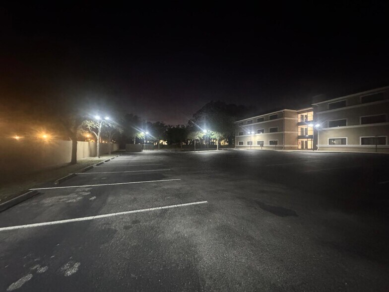 More Photos Of 1490 Sunshadow Dr, Casselberry Loft Creative Space For Lease