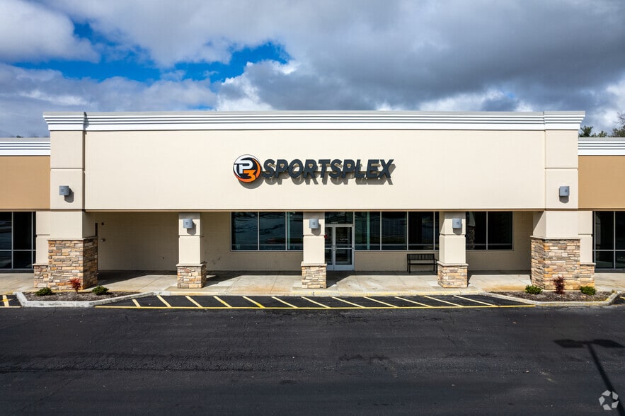 More Photos Of 11801-11847 Kingston Pike, Knoxville Unknown For Lease