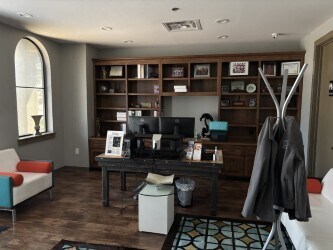 More Photos Of 3216 W Arkansas Ln, Dalworthington Gardens Office For Lease