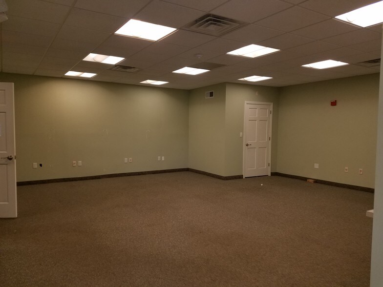 More Photos Of 458 Putnam Pike, Greenville Daycare Center For Lease