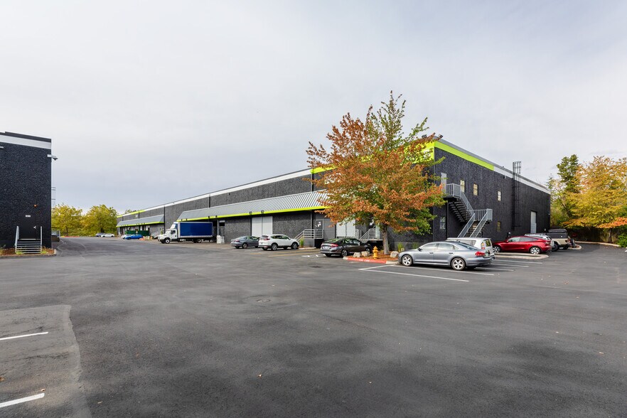 Primary Photo Of 11035 SW 11th St, Beaverton Distribution For Lease