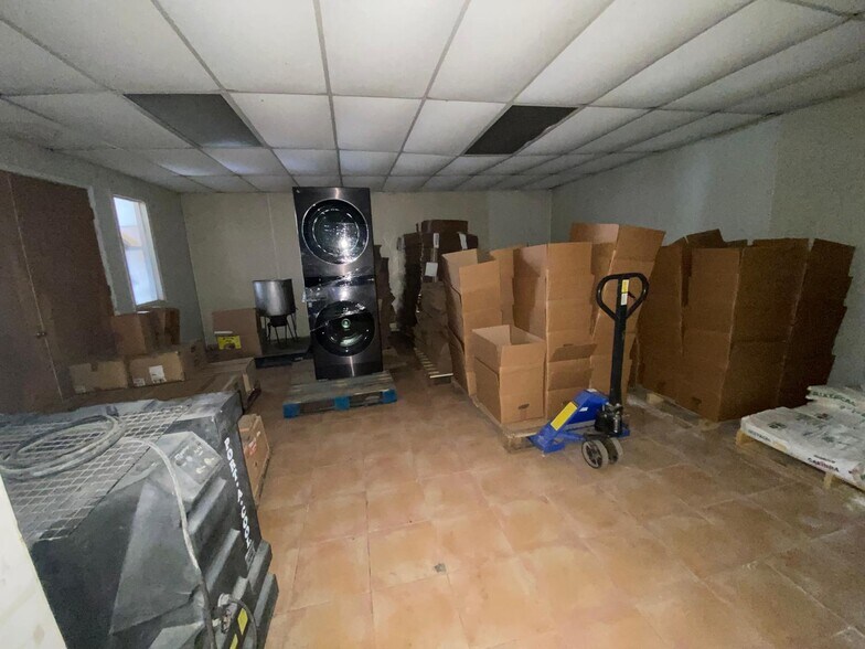 More Photos Of 7131 Harrisburg Blvd, Houston Land For Sale