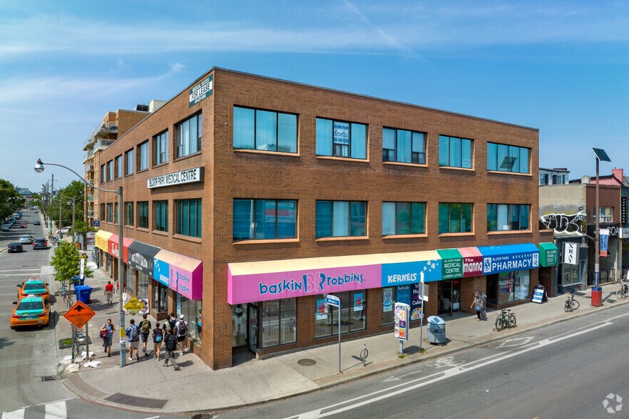 Primary Photo Of 726 Bloor St W, Toronto General Retail For Lease