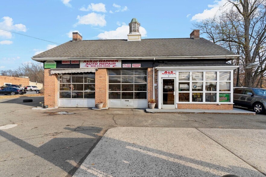 More Photos Of 2 Mount Bethel Rd, Warren Service Station For Sale