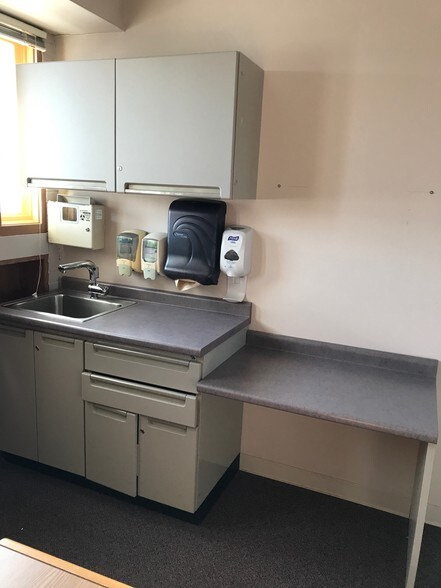 More Photos Of 800 55th St, Kenosha Skilled Nursing Facility For Lease