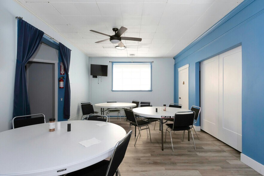 More Photos Of 37 Old Route 9W, New Windsor Township Specialty For Sale